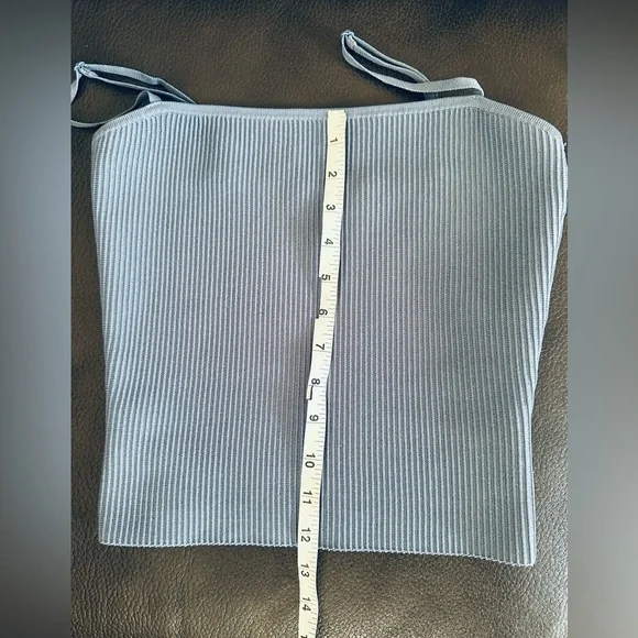 Babaton Contour Ribbed Cami – Size S - Picture 6 of 7